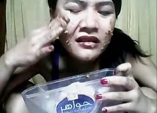 Amateur cam girl from Japan is wearing fishnets